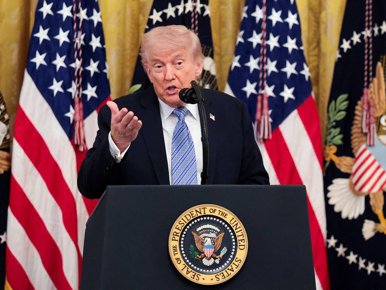 Трамп назвал позволяющий Украине вести боевые действия фактор