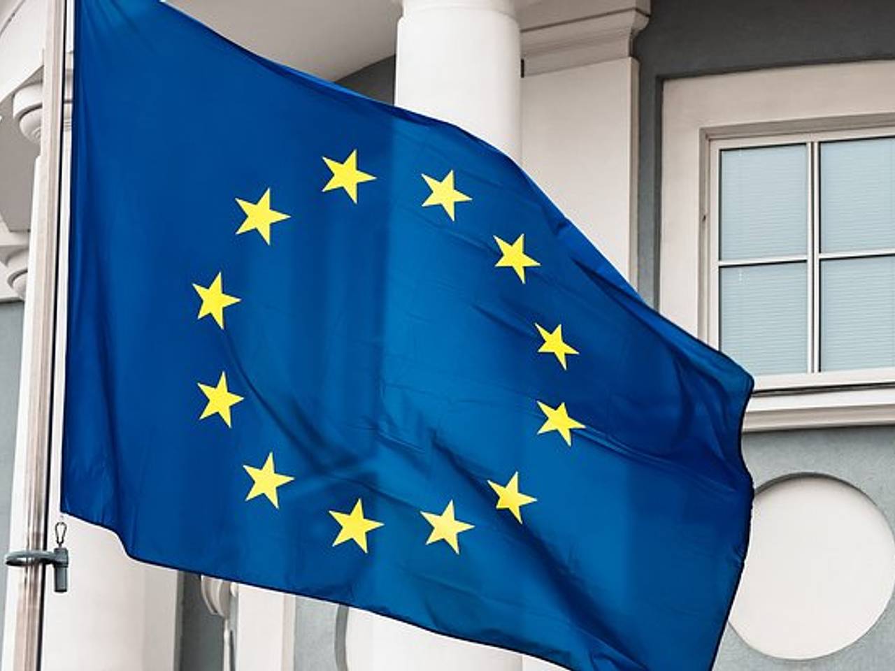 Макрон выступил с новым анонсом по Украине