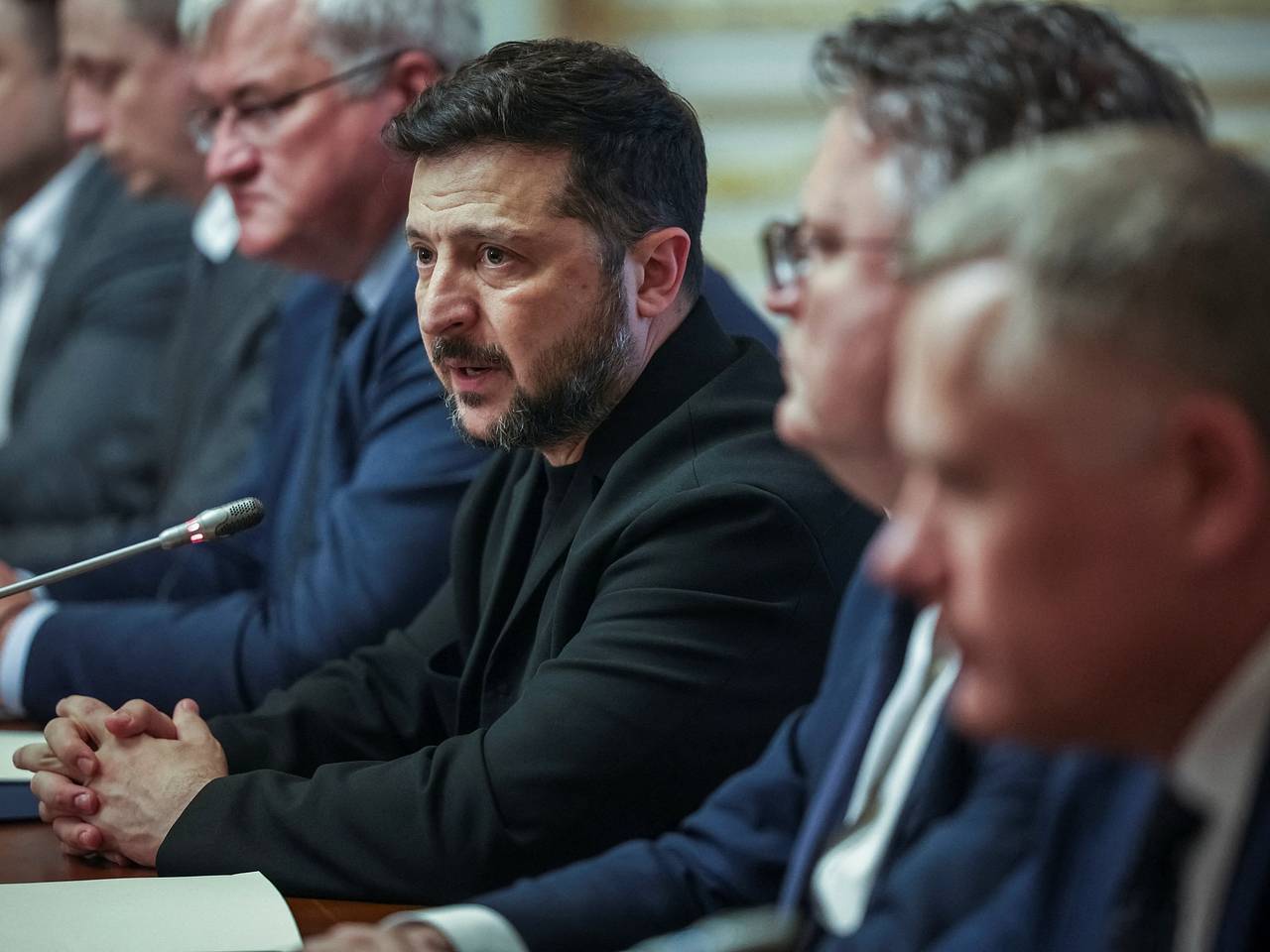 Зеленский перестал угрожать Белоруссии