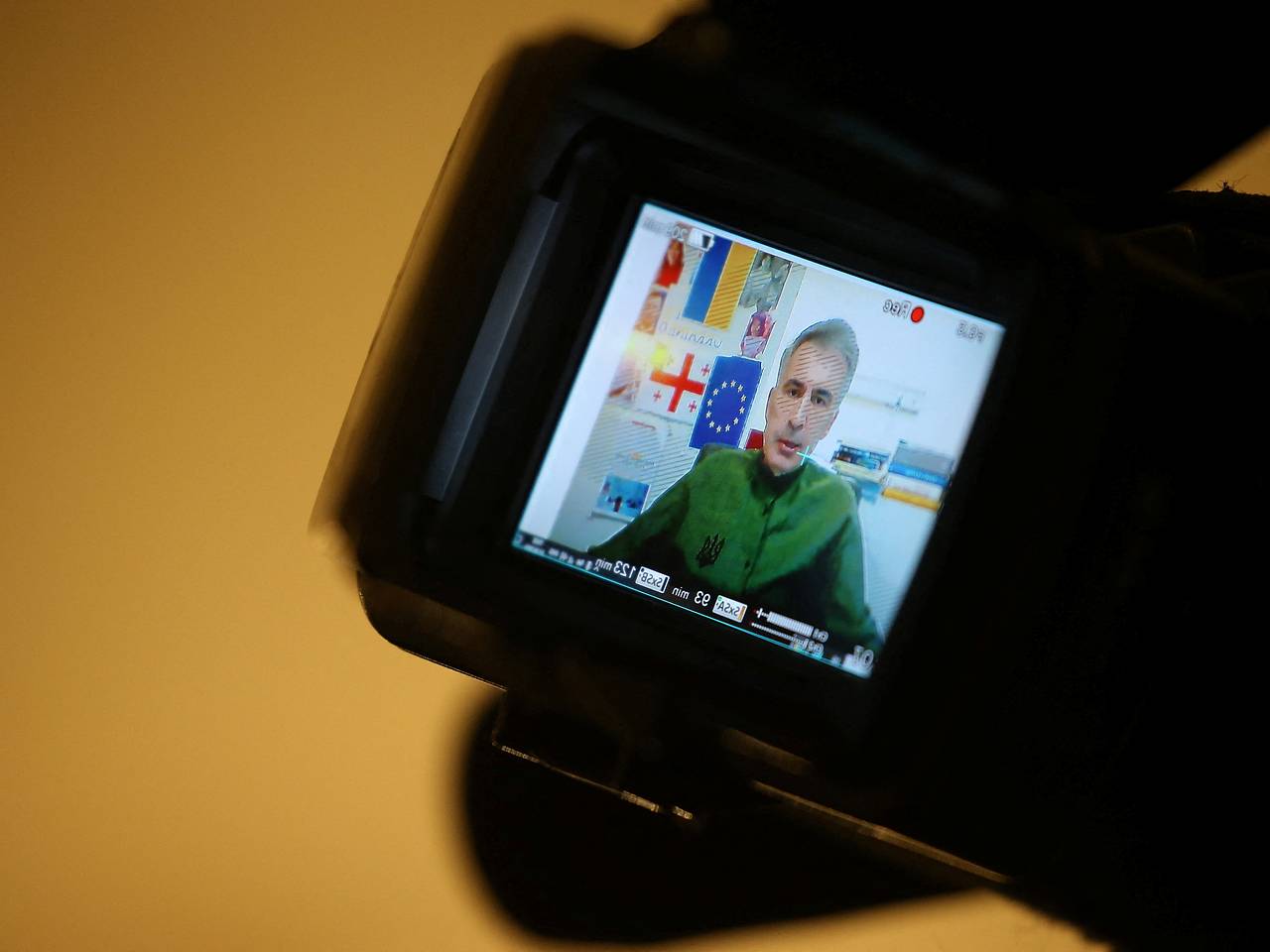 Саакашвили пообещал из тюрьмы Пашиняну блестящее будущее