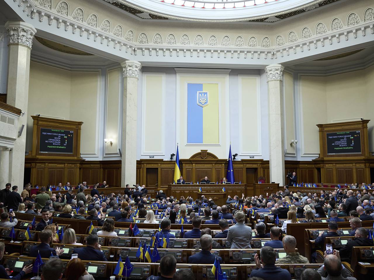 Путин сравнил украинское руководство с пауками в банке