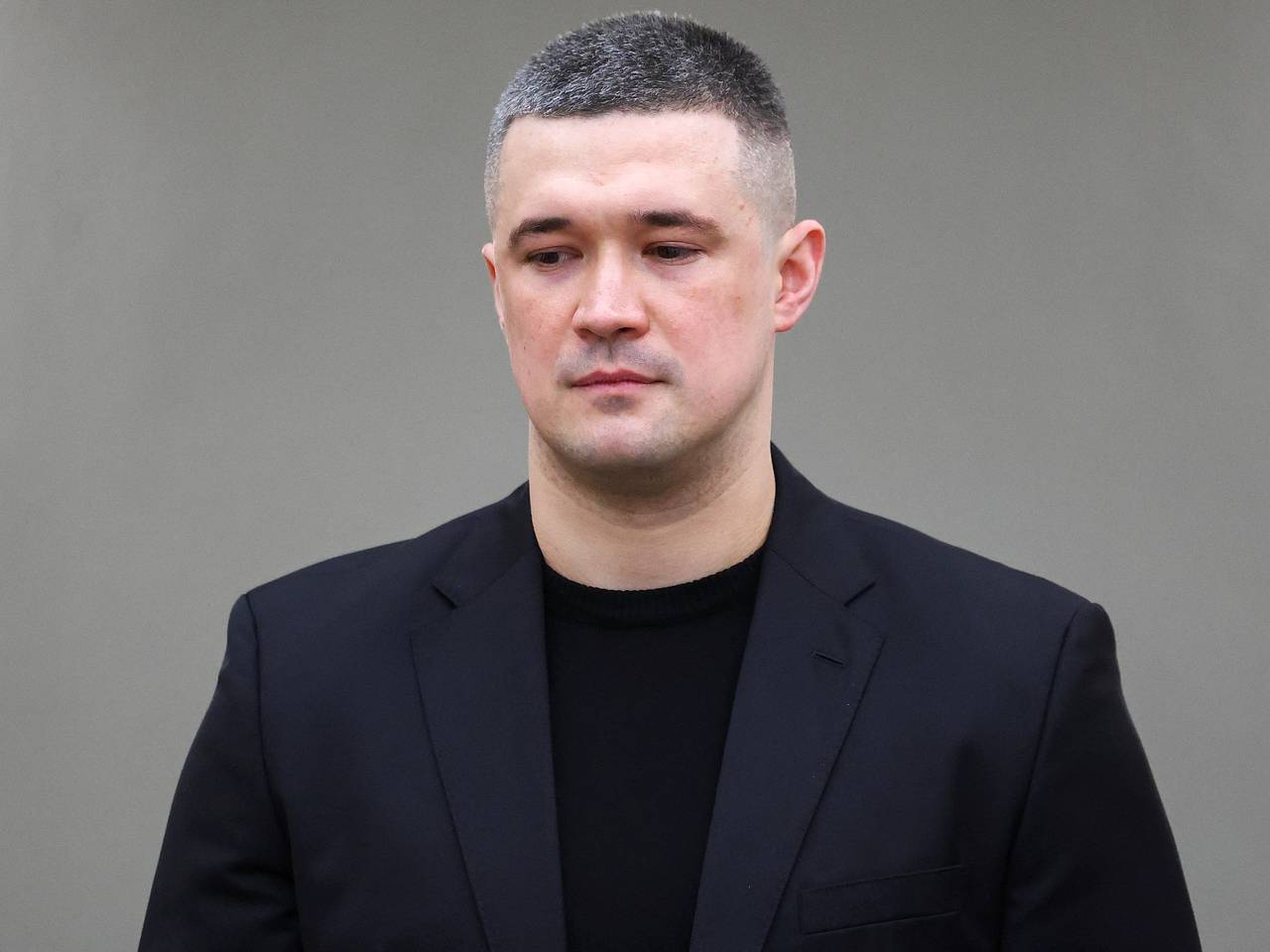 Скандально уволенный министр обороны Украины отказался от должностей с одним исключением