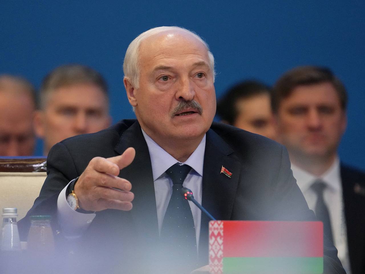 Лукашенко оценил желание белорусов воевать