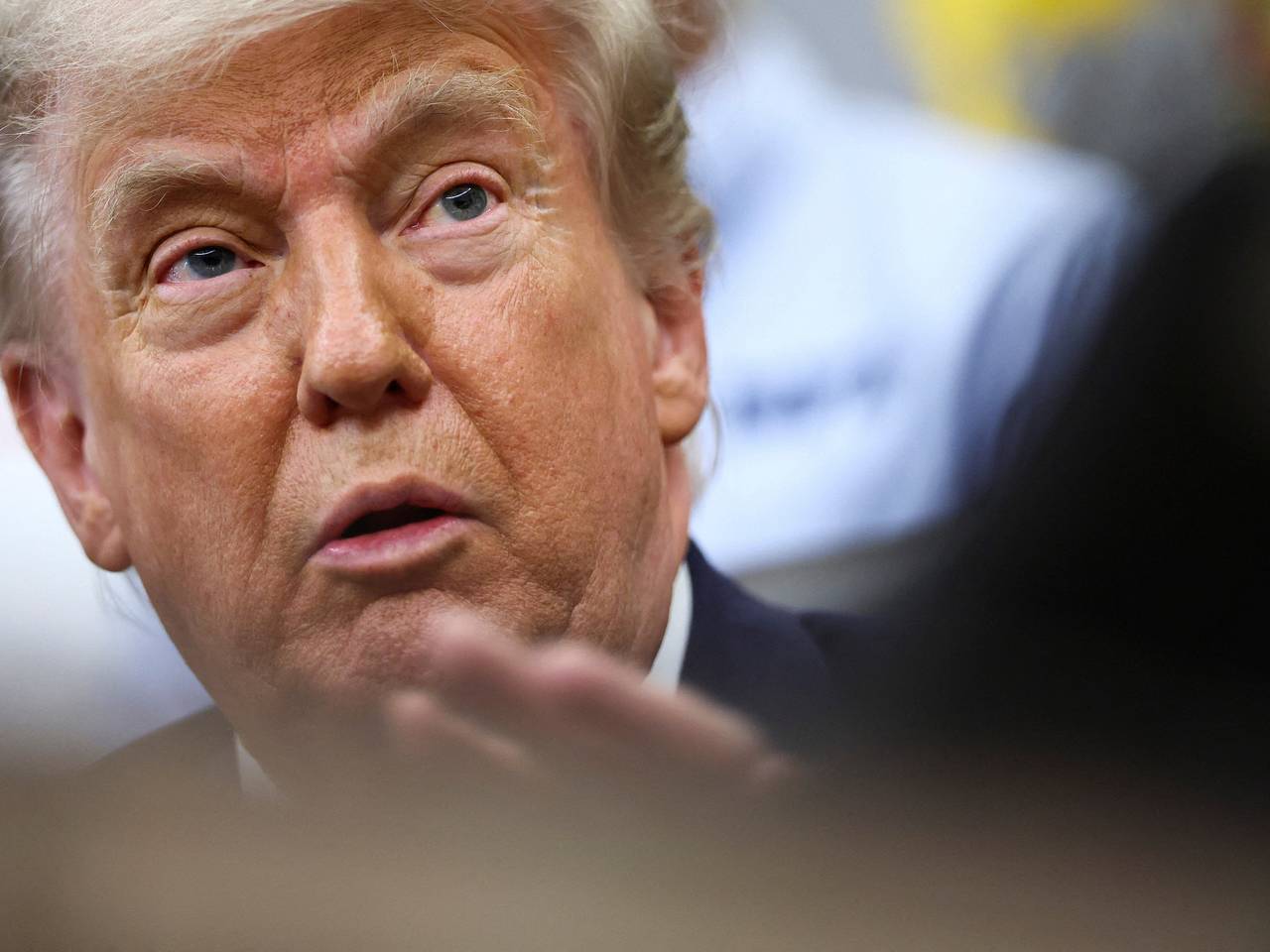 Трампа уличили в скупке обвалившихся из-за его пошлин акций