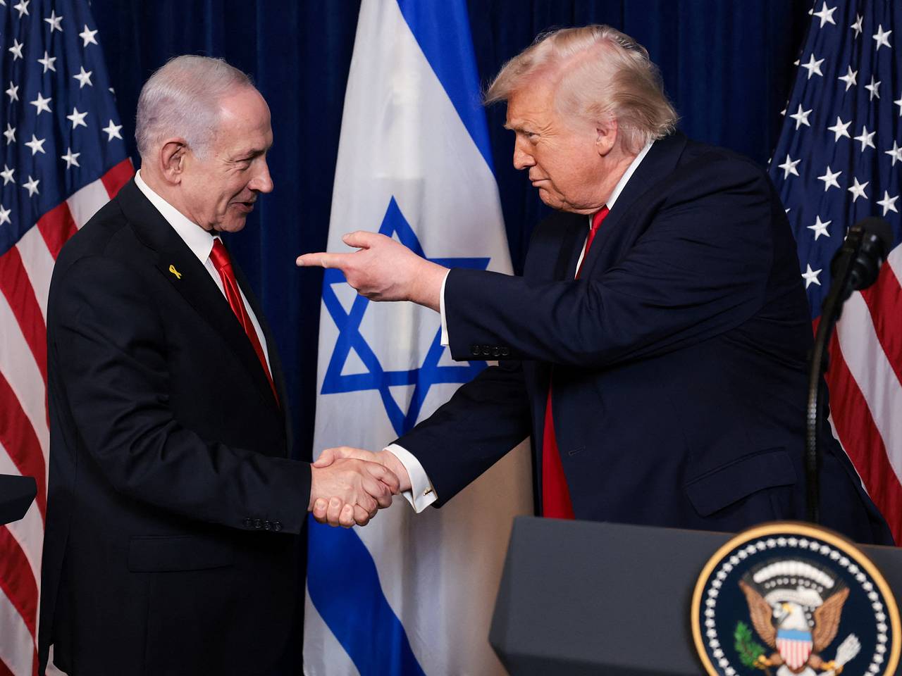 Нетаньяху взбесил Трампа