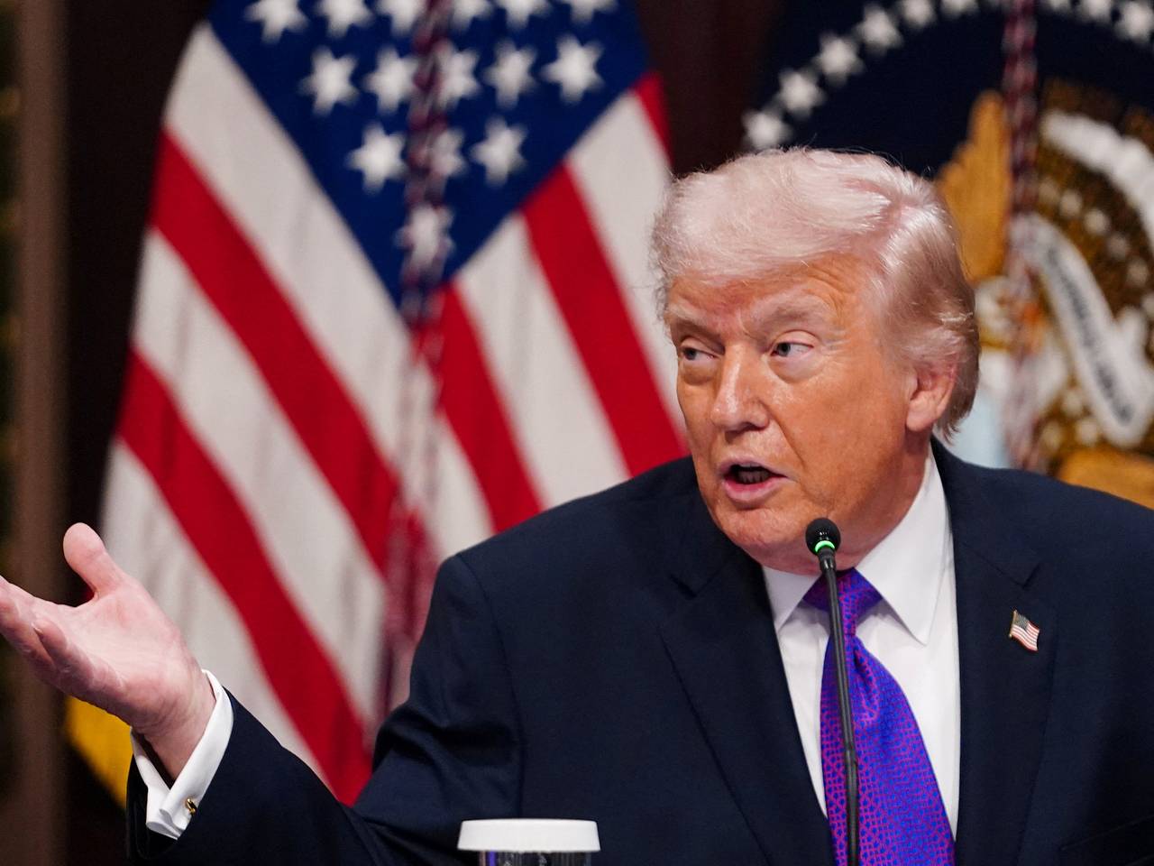 Трамп анонсировал наказание для Канады за смог от пожаров