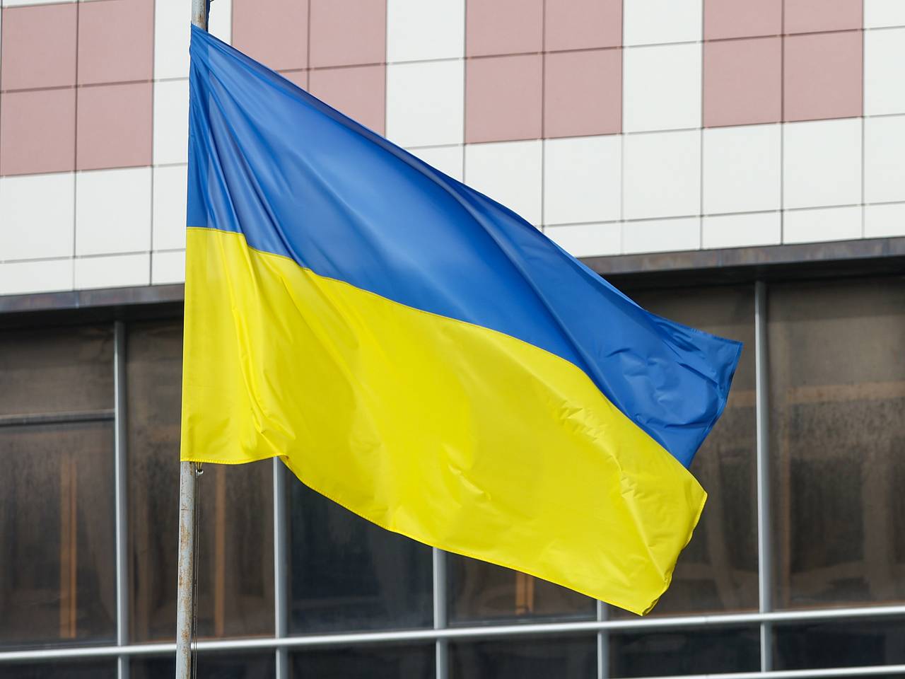 Раскрыт размер зарплат контрактников и мобилизованных на Украине